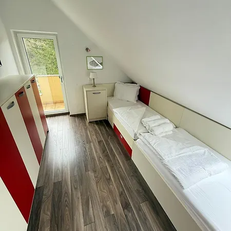 Tin & Koca Tin Prestranek