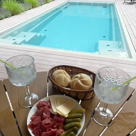 Tin & Koca Tin Вилла