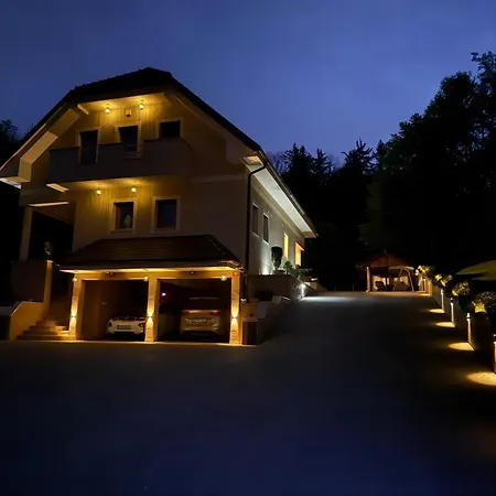 Villa Tin & Koca Tin Prestranek