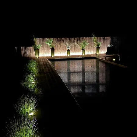 ヴィラ Tin & Koca Tin