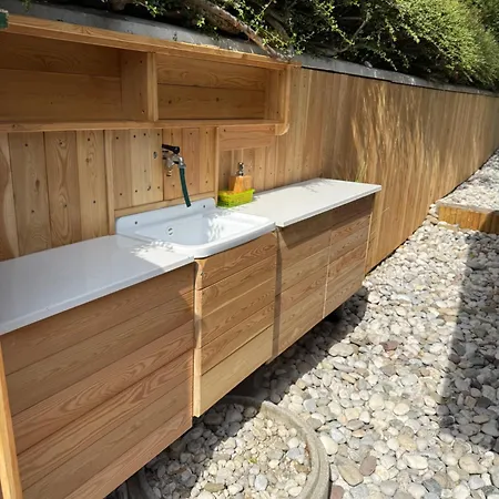 ヴィラ Tin & Koca Tin *