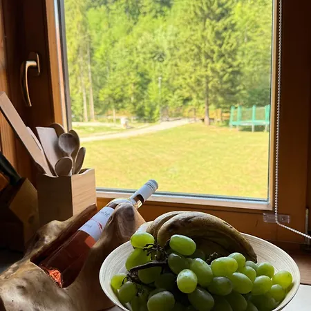 Tin & Koca Tin Vila Prestranek