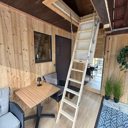 Vila Tin & Koca Tin Prestranek