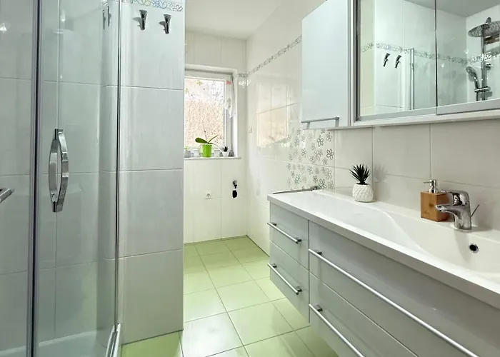 Villa Tin & Koca Tin *