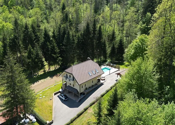 Tin & Koca Tin Villa Prestranek