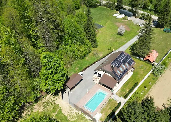 Villa Tin & Koca Tin Prestranek