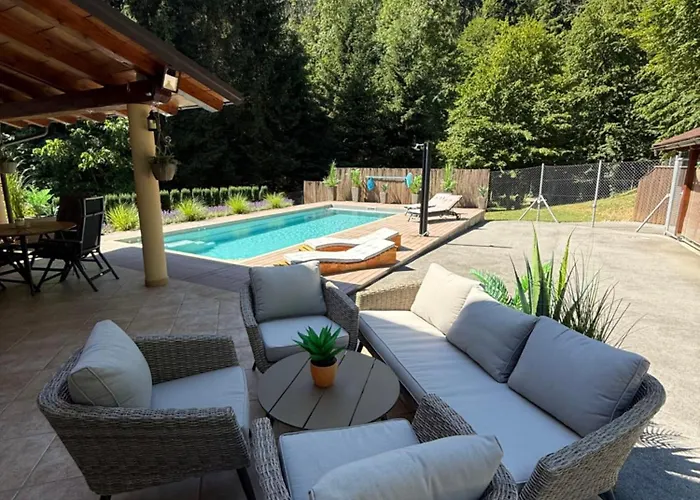 فيلة Tin & Koca Tin *