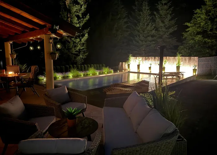 Tin & Koca Tin فيلة