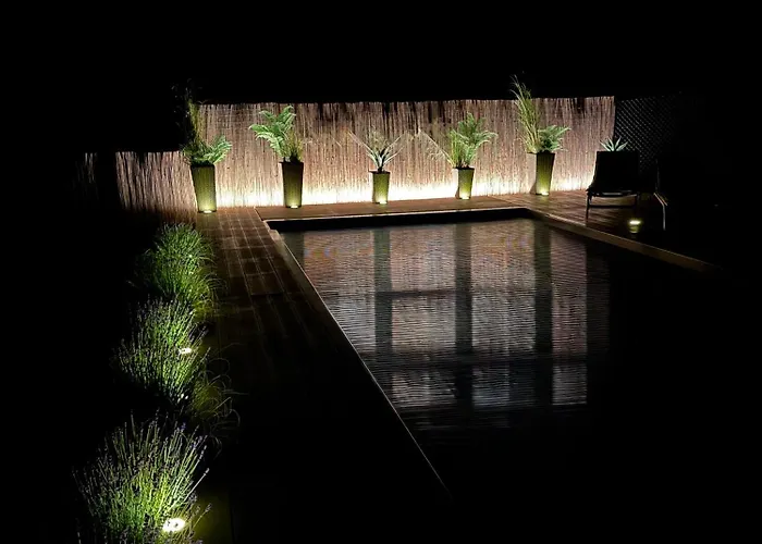 فيلة Tin & Koca Tin