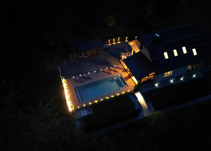 Villa Tin & Koca Tin *