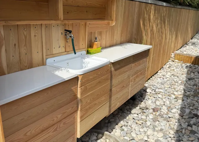 Villa Tin & Koca Tin *