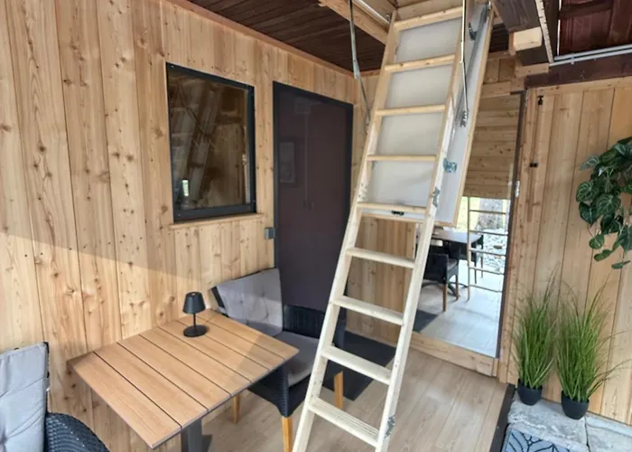 Villa Tin & Koca Tin Prestranek